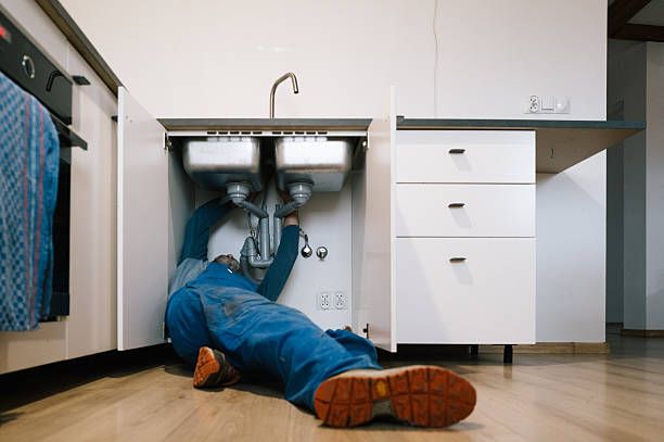 Professional Leak Detection technician working in Newtown Square, PA